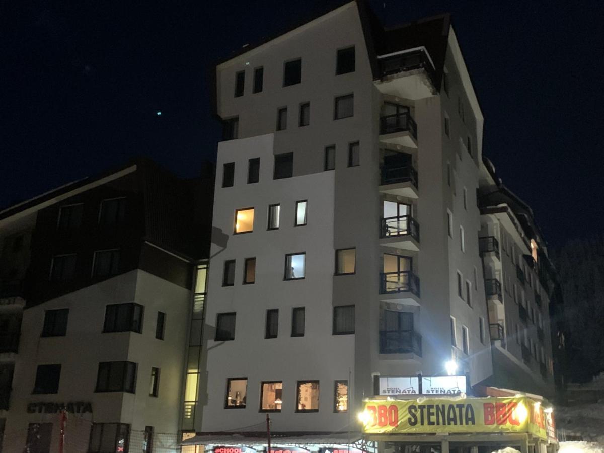 Stenata Huge Ski To Door Apartment Pamporovo Eksteriør billede